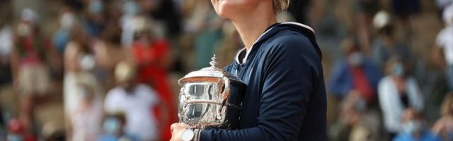 用双冠书写黑马传奇 克雷吉茨科娃法网“一飞冲天”