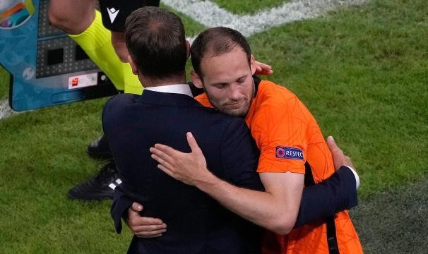 亚冠直播-布林德英雄泪为爱神更为自己：生命重于足球和前程